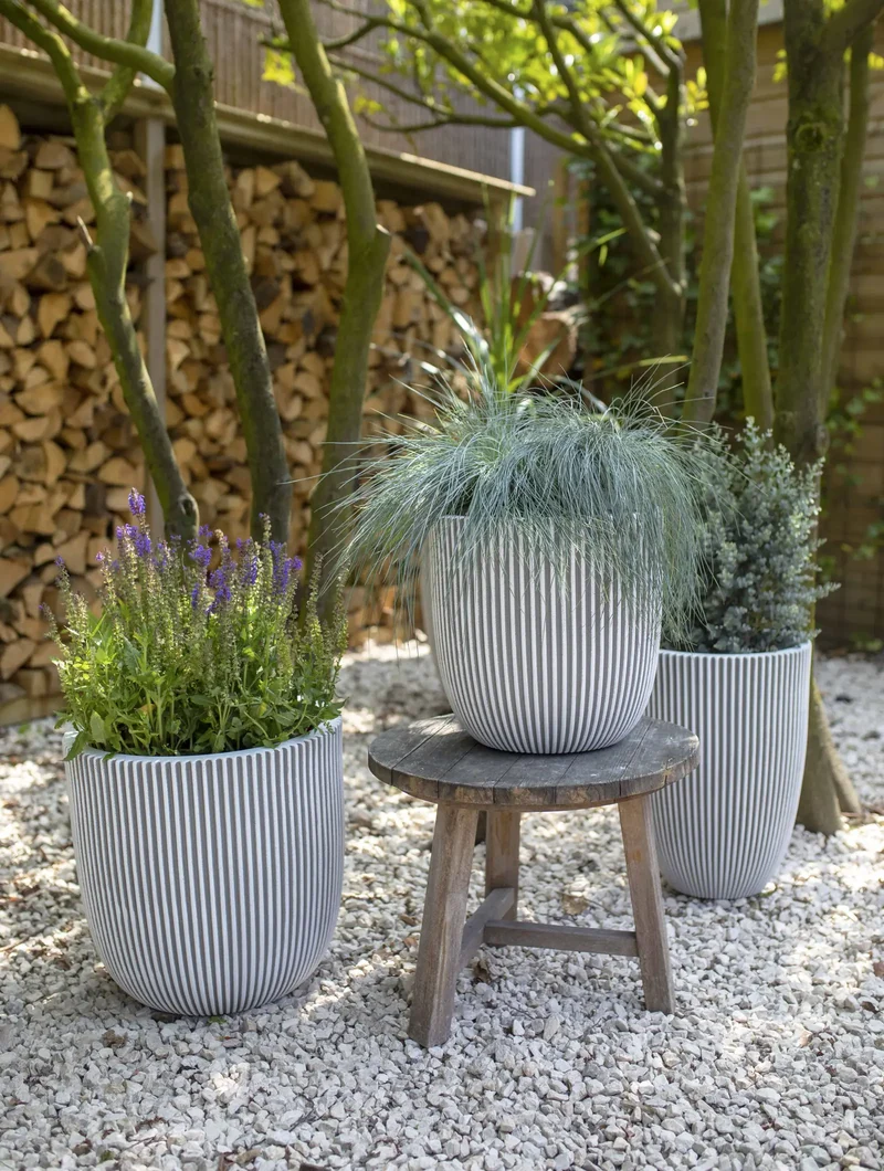 Pflanztopf elegant niedrig Groove elfenbein | 34x46 cm