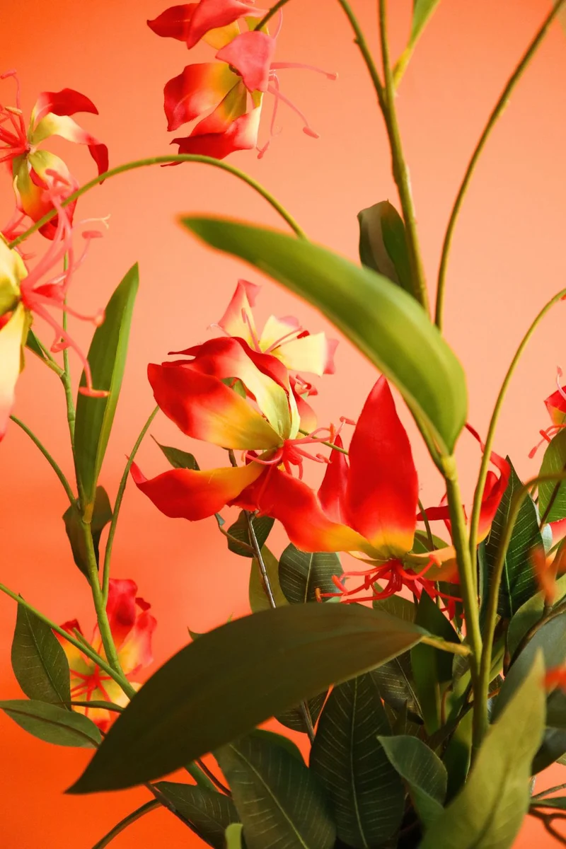 Kunstblumenstrauß Glorious Gloriosa