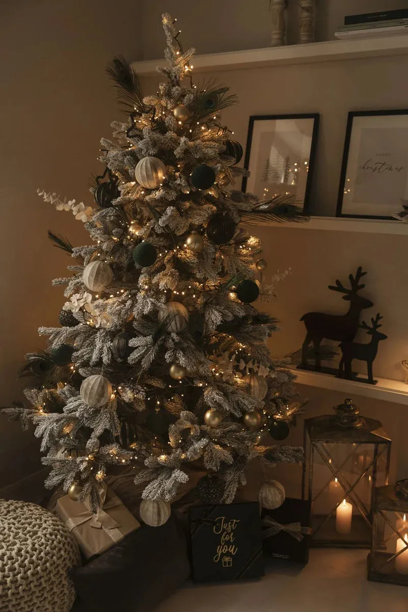 Künstlicher Weihnachtsbaum mit Schnee - Elsa | 150 cm