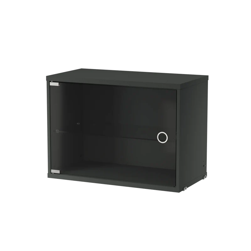 String Vitrine / Hängevitrine mit Glastüren - String Furniture