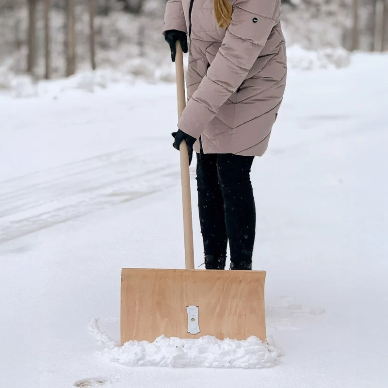 SHW Schneeschieber-Sperrholz Blatt 5-fach verleimt, 50 cm breit, mit Holzstiel