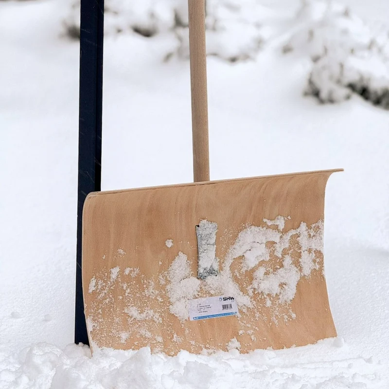 SHW Schneeschieber-Sperrholz Blatt 5-fach verleimt, 50 cm breit, mit Holzstiel