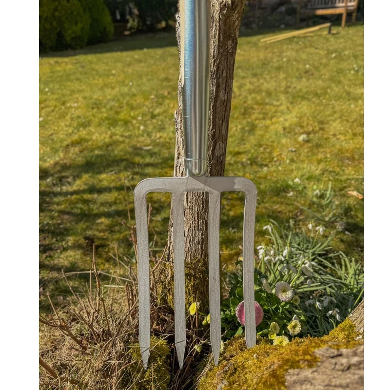 SHW Havau-Spatengabel mit Bajonettzinken und Buchen-T-Stiel