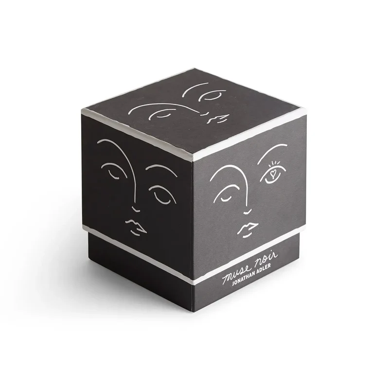 Muse Noir Duftkerze – Designkerze im Porzellangefäß | Jonathan Adler