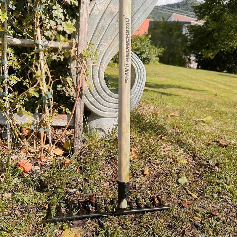 SHW Rechen mit 150 cm Eschenstiel, 14 oder 16 Zinken