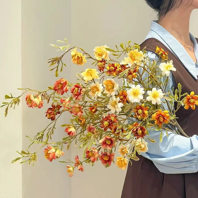 Retro-Kamille-Kunstblume, Einzelstiel mit 9 Blüten, Höhe 84 cm, Polyester-Seide, für Haushalt und Gewerbe