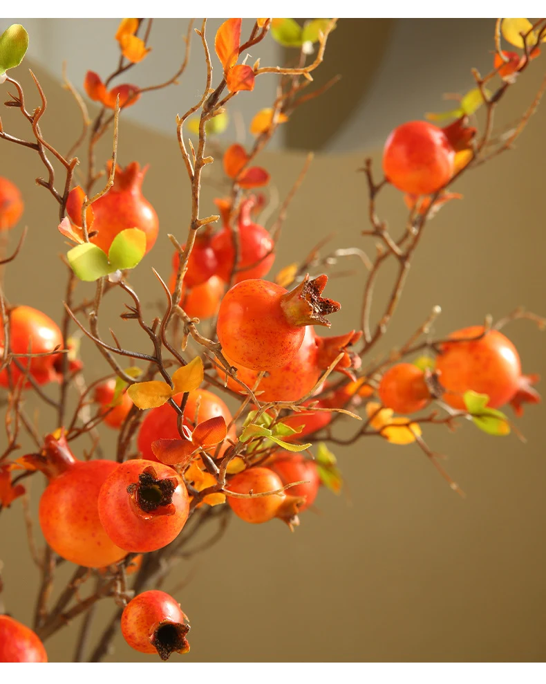 Künstlicher Granatapfelzweig, 81 cm, 6 Blüten, Seidenblumen-Deko für Innenraum, Fensterdisplay, Eventgestaltung