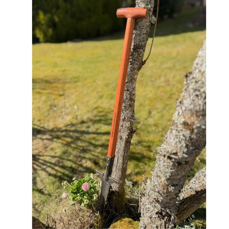 SHW Unkrautstecher "Profi" mit Tritt und Eschen-T-Stiel