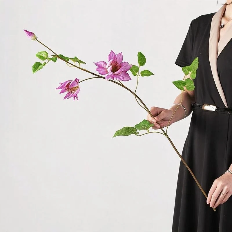 Künstliche Clematis-Blüte, 90 cm, Seidenstoff, Einzelstiel mit 3 Blüten, für Wohnzimmer, Hotel, Schaufensterdekoration