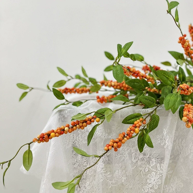 Künstliche Ilex-Beeren, 115 cm, Seidenstoff, orange/rot, Einzelstiel für Dekoration, Hochzeit, Geschäft, Zuhause