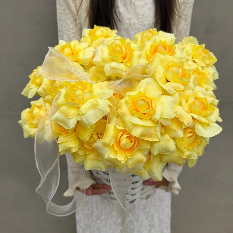 Künstliche Rosenbüschel mit 3 Blüten, 60 cm hoch, Seidenstoff, Hochzeit & Wohnraum-Deko, realistisch, allergenfrei