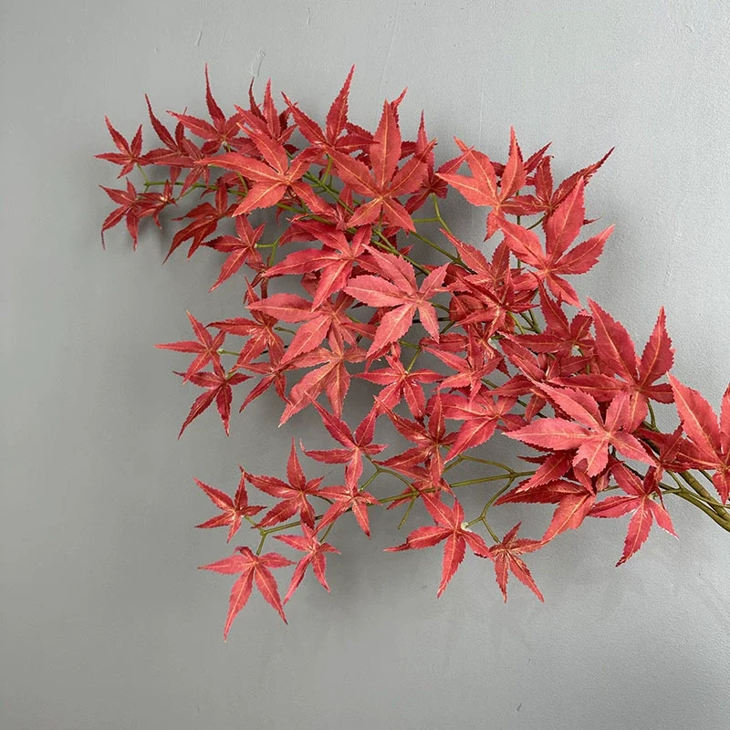 Künstliche Herbstblätter, 110 cm, realistische Farbvarianten, perfekt für Hochzeiten, Innendekoration, Cafés, Gräber