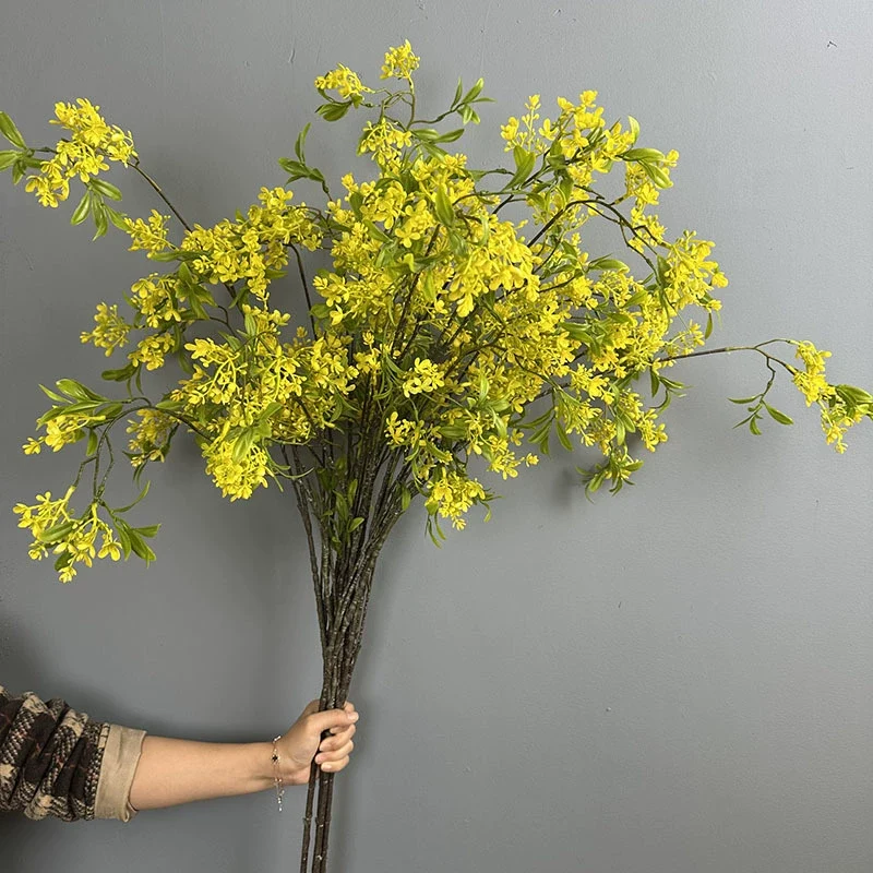 Künstlicher Forsythienzweig 127 cm, langer hängender Dekozweig, täuschend echt in Gelb, Weiß, Lila – Ideal für Bodenvase, Hochzeit, Gastronomie