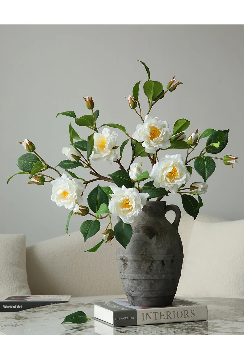 Künstliche 52cm Camellia Blume, Realistische Seidenblume, Hochwertige Deko für Hochzeit, Café, Einzelhandel, Romantisches Ambiente