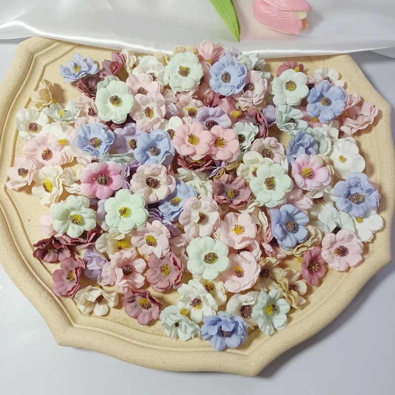 100x Künstliche Gänseblümchen Köpfe, 3 cm, Hochwertige Blüten zum Basteln, für DIY-Projekte, Hochzeit & Floristik, Realistische Optik