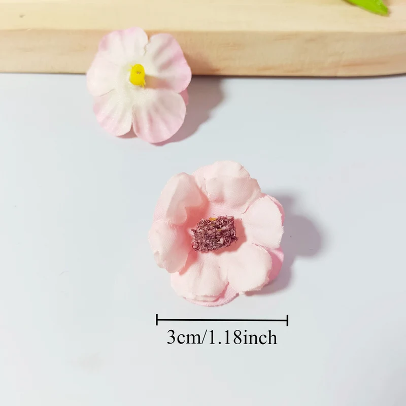 100x Künstliche Gänseblümchen Köpfe, 3 cm, Hochwertige Blüten zum Basteln, für DIY-Projekte, Hochzeit & Floristik, Realistische Optik
