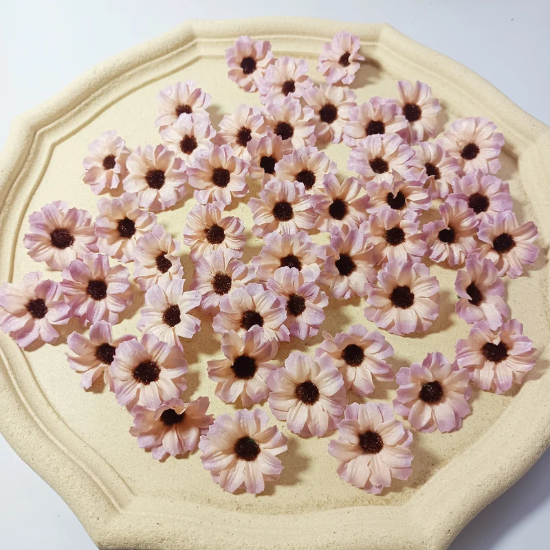Künstliche Mini-Gänseblümchen, 3,5 cm, realistische Seidenblumen für DIY, Hochzeiten, Geschenkverpackung, Fotografie, 50 Stück