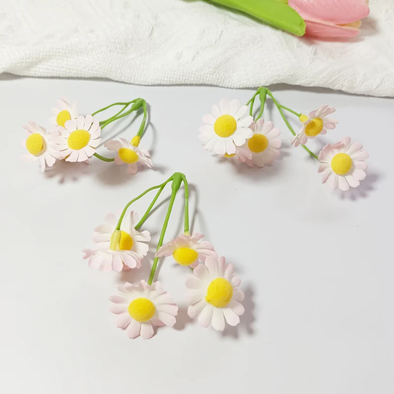 Künstliche kleine Gänseblümchen, 20 Stück, 2cm x 2cm x 7cm, realistisch, DIY, Hochzeitsdekoration, Geschenkverpackung, Floristik