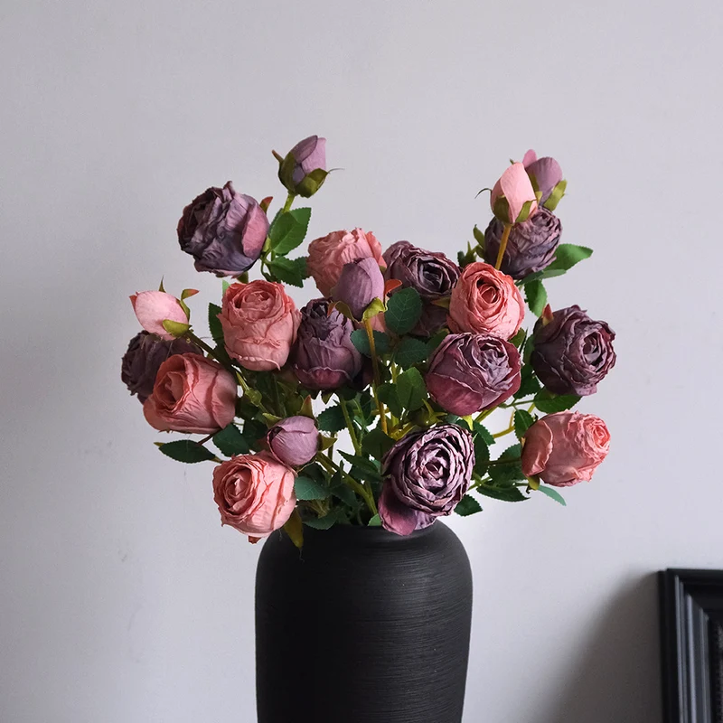 65 cm Künstliche Rosen mit 5 Blütenköpfen – Mit gebrannten Rändern
