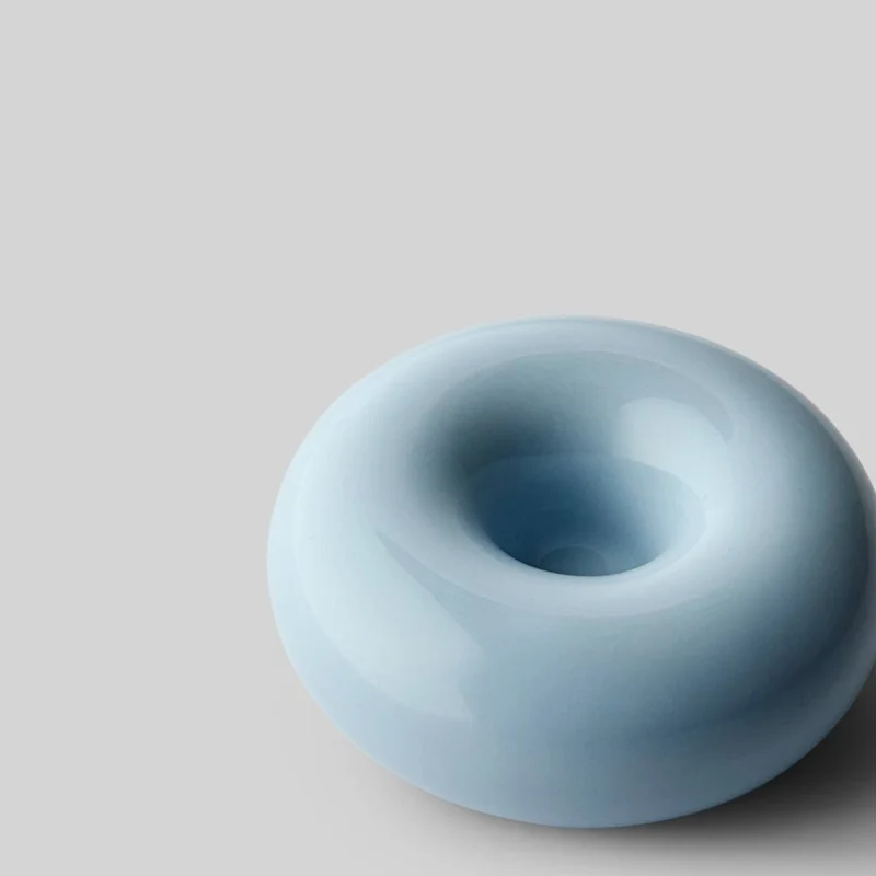 Kerzenhalter aus Keramik BOB Light Blue Small - Studio About
