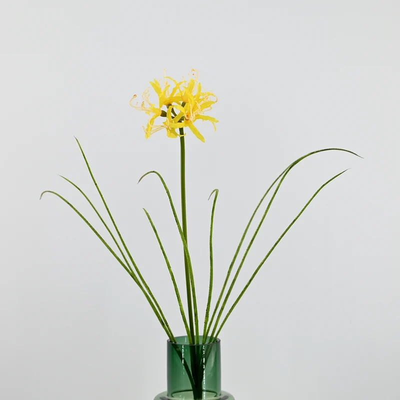 56 cm Künstliche Lycoris-Blume realistisch & pflegeleicht für Vase oder Dekoration
