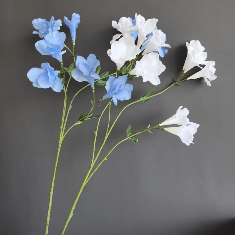 50 cm Künstliche Enzianblumen zur Halloween-Dekoration
