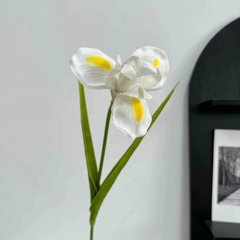 Großhandel: 55 cm künstliche Schwertlilien-Stängel künstliche Iris Deko-Simulationsblumen für die Wohnung
