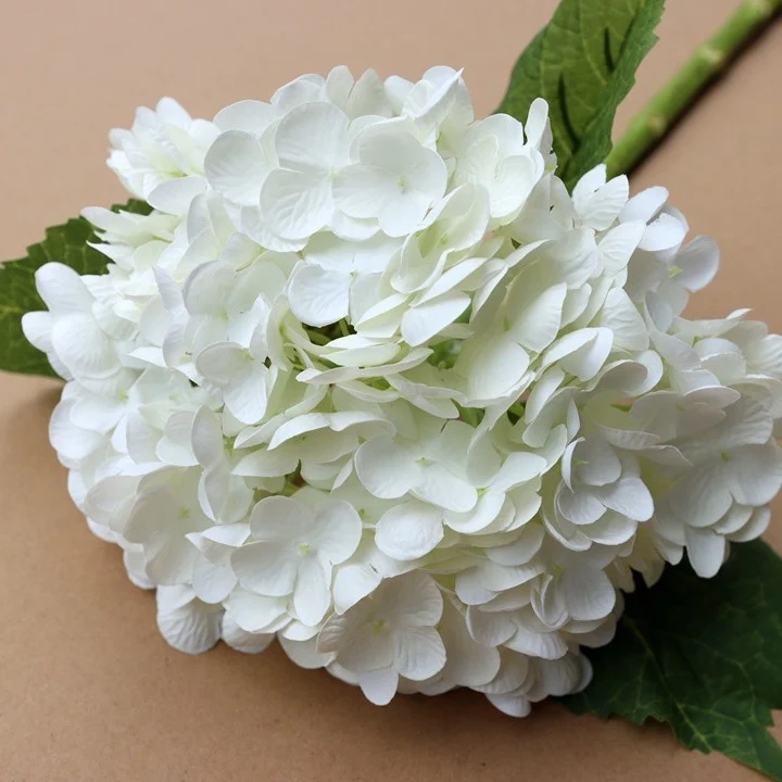 Großhandel: 53cm Kunst-Hortensie-Blumen, Real Touch-Hortensie-Stängel für Hochzeitsdekorationen