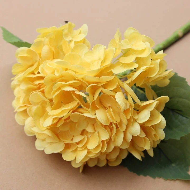 Großhandel: 53cm Kunst-Hortensie-Blumen, Real Touch-Hortensie-Stängel für Hochzeitsdekorationen