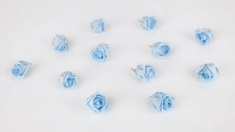 Stabilisierte Rosen Kiara 2 cm - 12 Stück - Baby blue