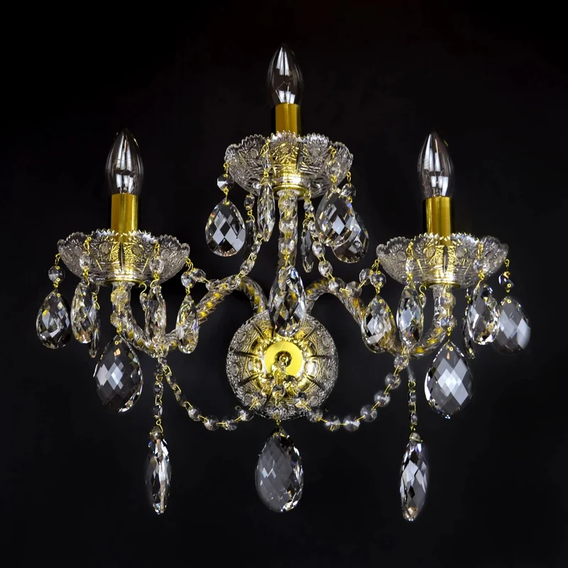 Casa Padrino Luxus Barock Kristall Wandleuchte Gold 38 x 20 x H. 37 cm - Prunkvolle Messing Wandleuchte mit böhmischem Kristallglas - Barock Möbel - Edel & Prunkvoll