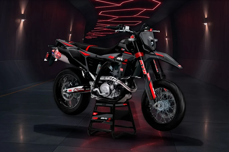 Kit déco SUZUKI DR-Z4S & SM 2025 - FACTORY