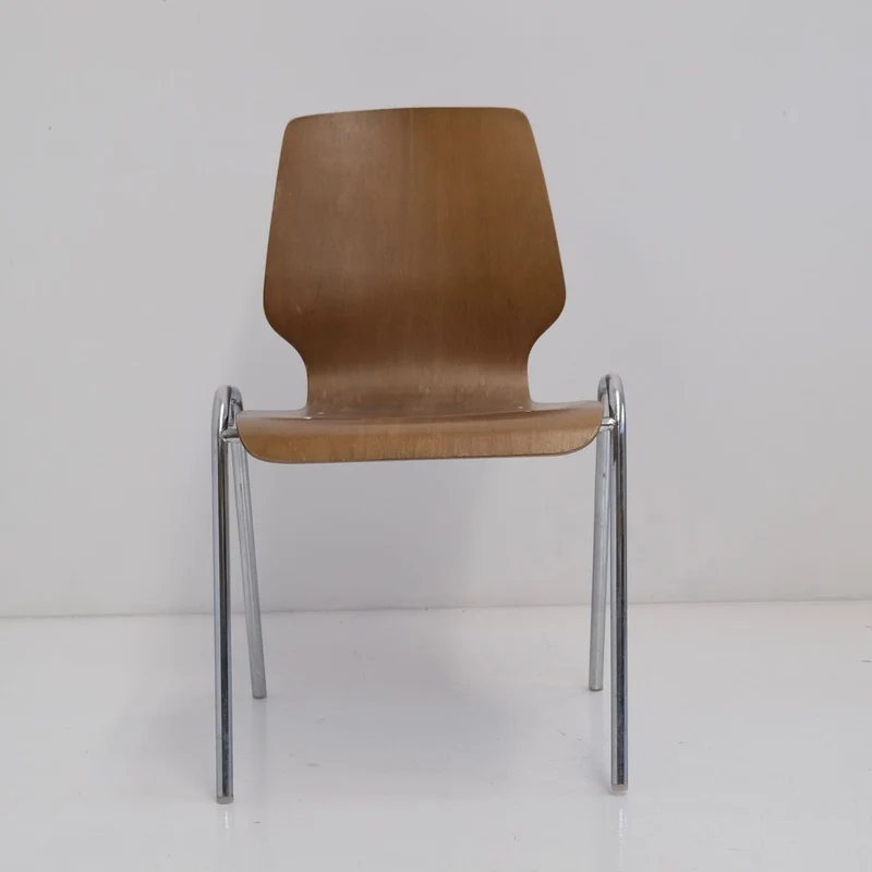 Vintage Stapelstuhl - Schalenstuhl Designmoebel