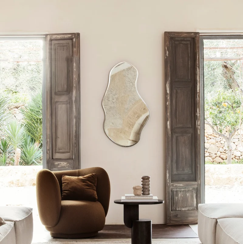 Spiegel Pond Mirror Large Dark Chrome - fermLIVING