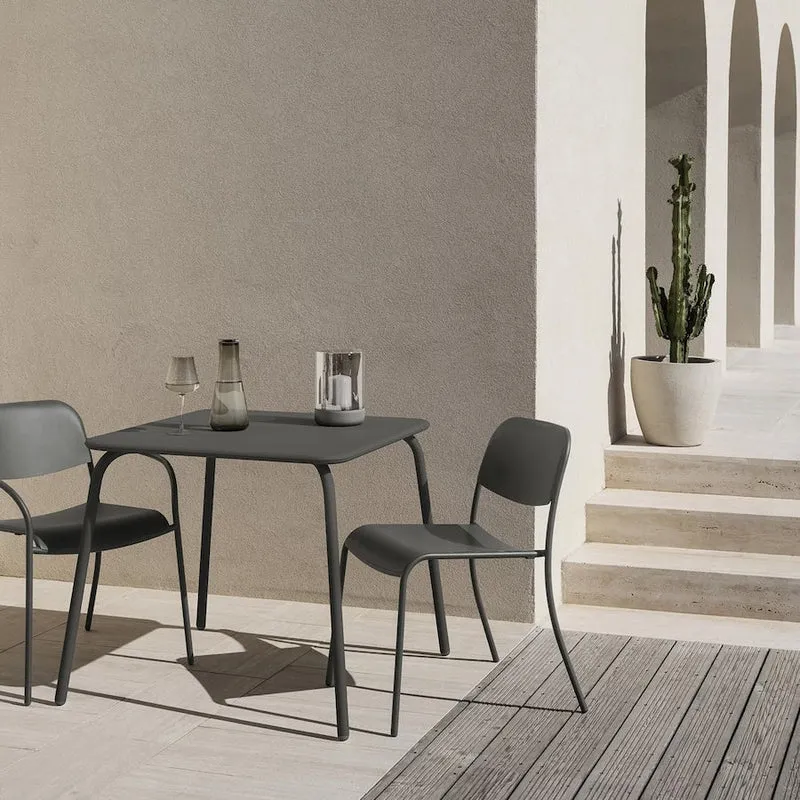 YUA Outdoormöbel Set Tisch und Stühle Granite Gray - blomus