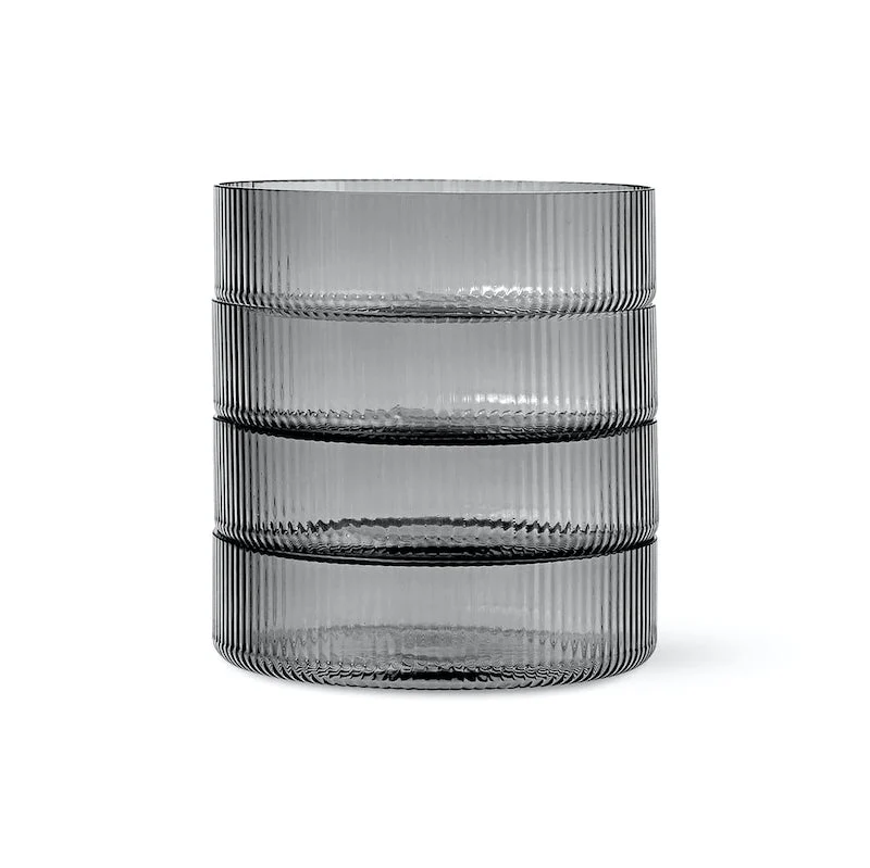 Ripple Dessertschalen Glas 4er Set – geriffelte Servierschalen von ferm LIVING