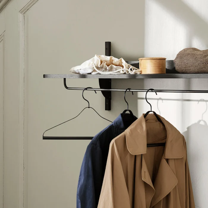 Sector Rack Wandgarderobe Eiche & Messing - ferm LIVING