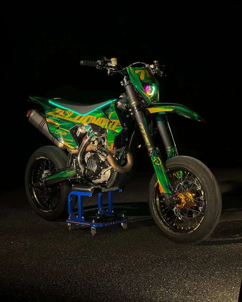 NEW ! Emerald By @zelucmoto - Kit Déco Semi-Personnalisé