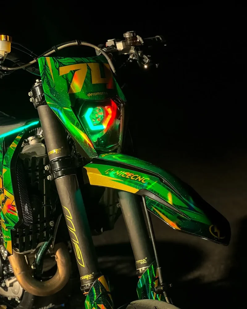 NEW ! Emerald By @zelucmoto - Kit Déco Semi-Personnalisé