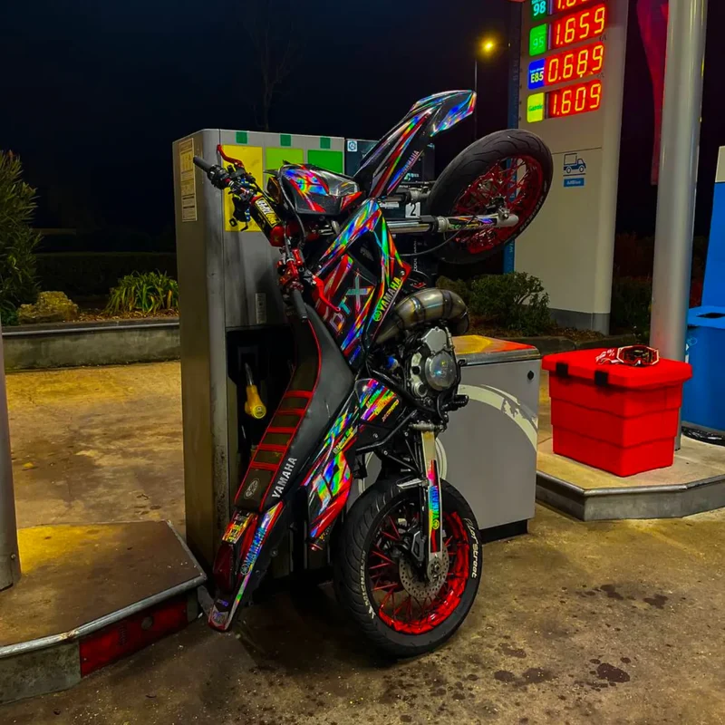 Kit Déco SUPERMOTARD / ENDURO / MOTOCROSS 100% personnalisé
