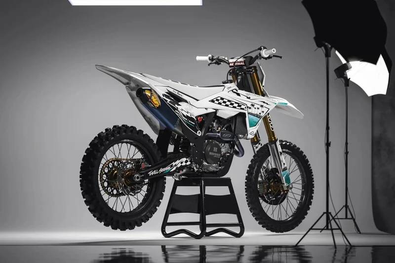 Kit Déco KTM adaptable à tous les modèles - CHROMA