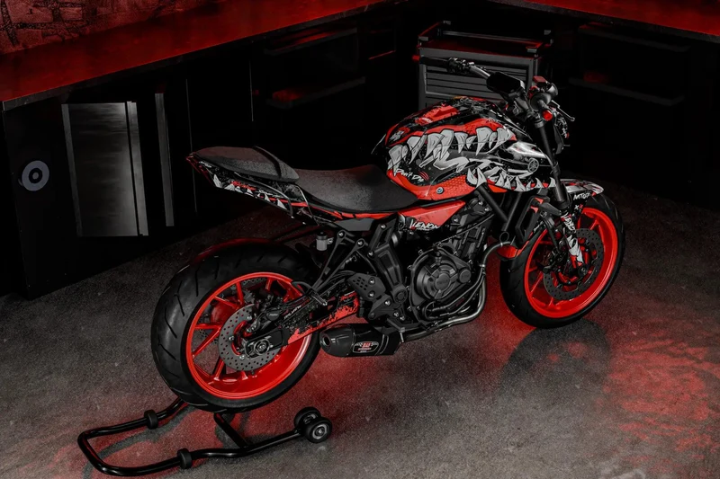 Kit Déco Yamaha MT 125 / MT 03 / MT 07 / MT 09 / MT 10 Semi-Personnalisé - VENOM