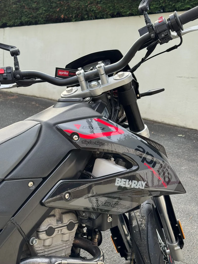 Kit Déco DERBI Senda DRD 125 SM / APRILIA SX 125 2018-2024 - GREY RED