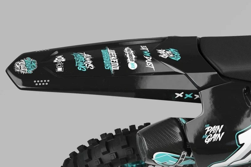 Kit déco KTM adaptable à tous les modèles - FASTHOUSE V2