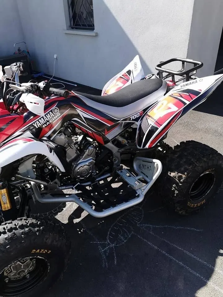 Kit déco Yamaha YFM 700 RAPTOR 2006-2012 - RED